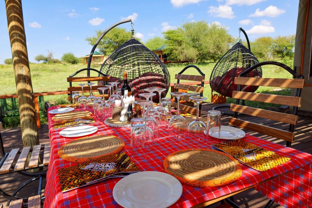serengeti-sound-of-nature-lunch
